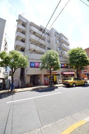 ロイヤルパレス綾瀬の物件外観写真